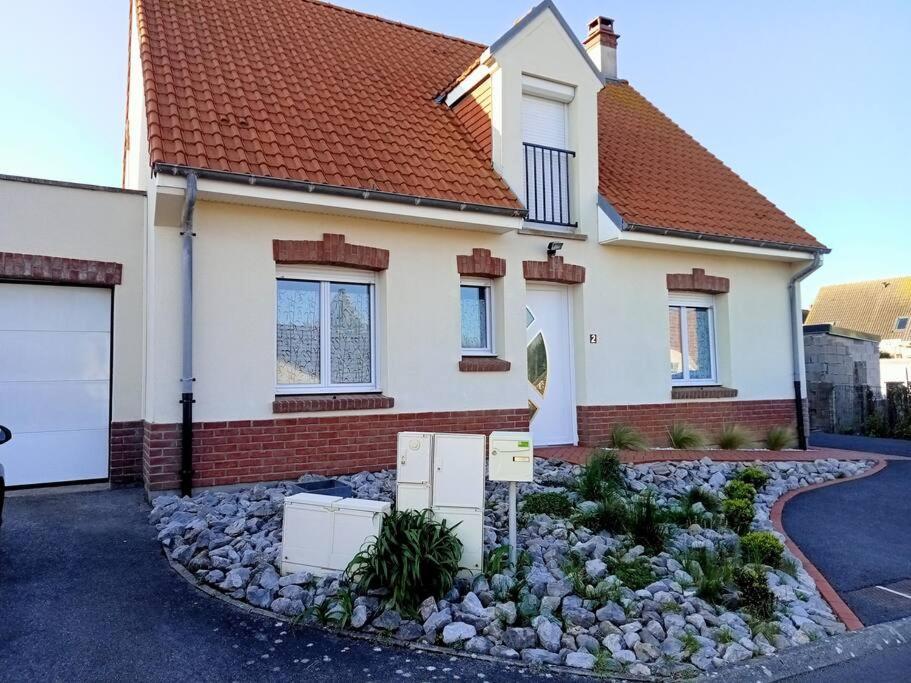 Villa Soleil D'Opale Et Son Grand Jardin à Wimereux Extérieur photo